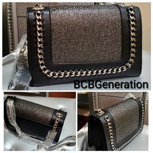 🎀 BCBGeneration women's black purse